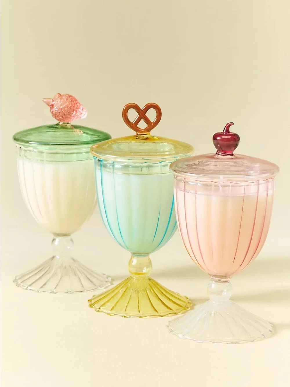 New Anthropologie Astrid Sea Salted Caramel Pretzel Glass Candle 5 oz